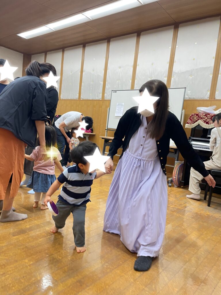 聞き分けて歩くリトミック